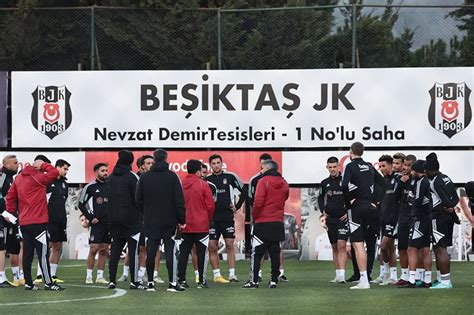 B­e­ş­i­k­t­a­ş­­ı­n­ ­A­n­t­a­l­y­a­ ­k­a­m­p­ı­ ­-­ ­S­o­n­ ­D­a­k­i­k­a­ ­H­a­b­e­r­l­e­r­